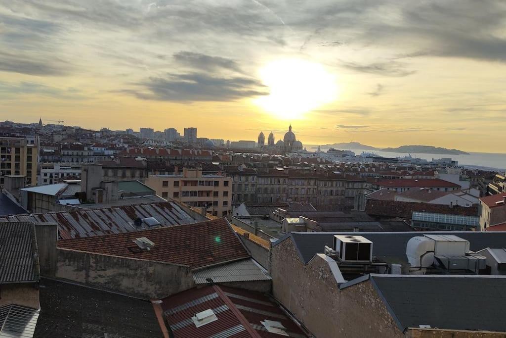 Vue Mer Et Et Notre Dame Centre Ville Avec Balcon Et Parking Marsylia Zewnętrze zdjęcie